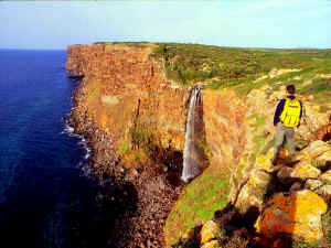 CASCATA CAPO NIEDDU 5.jpg (69643 byte)