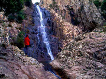 CASCATE LINAS 8.jpg (90191 byte)